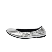 kurun メタリックグレー フラットシューズ Zoe -Kip Leather Silver キップレザー シルバー – kurun TOKYO