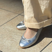 Pauline -Waterproof Mesh embossed Silver ウォータープルーフメッシュ シルバー kurun クルン kuruntokyo 入学式 卒業式 クルントウキョウ 疲れない 痛くない madeinjapan 日本製 本革 バレエシューズ フラットシューズ パンプス kurunTOKYO mdmバレエシューズwaterproof レインシューズ 小さいサイズ 大きいサイズ 26cm 21.5cm 26cm 25.5cm 25cm 22cm