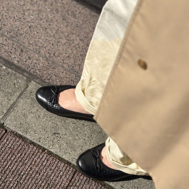 Pauline -Waterproof Mesh embossed Black ウォータープルーフメッシュ ブラック kurun クルン kuruntokyo 入学式 卒業式 クルントウキョウ 疲れない 痛くない madeinjapan 日本製 本革 バレエシューズ フラットシューズ パンプス kurunTOKYO mdmバレエシューズwaterproof レインシューズ 小さいサイズ 大きいサイズ 26cm 21.5cm 26cm 25.5cm 25cm 22cm