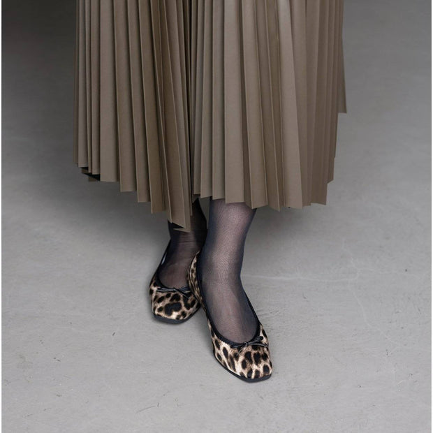 Giselle -Waterproof satin leopardprint Grege ウォータープルーフ サテンレオパードプリント グレージュ kurun クルン kuruntokyo 入学式 卒業式 クルントウキョウ 疲れない 痛くない madeinjapan 日本製 本革 バレエシューズ フラットシューズ パンプス kurunTOKYO mdmバレエシューズwaterproof レインシューズ 小さいサイズ 大きいサイズ 26cm 21.5cm 26cm 25.5cm 25cm 22cm