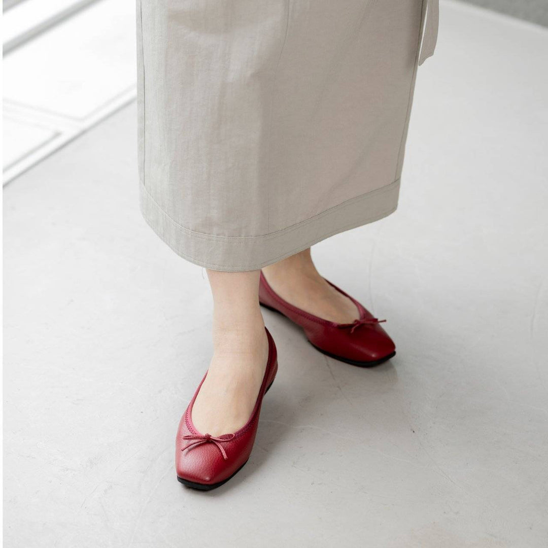 kurunTokyo Giselle エナメル レッド 26.5 美品 Giselle -Waterproof Soft Shrink Bordeaux ウォータープルーフ ソフト