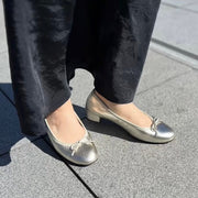 Adèle -Foil ChampagneGold フォイル シャンパンゴールド kurun クルン kuruntokyo 入学式 卒業式 クルントウキョウ 疲れない 痛くない madeinjapan 日本製 本革 バレエシューズ フラットシューズ パンプス kurunTOKYO mdmバレエシューズwaterproof レインシューズ 小さいサイズ 大きいサイズ 26cm 21.5cm 26cm 25.5cm 25cm 22cm