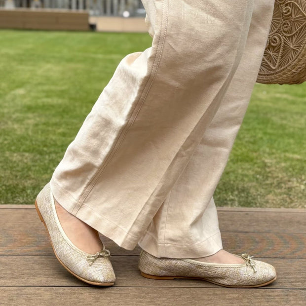 Giselle -Waterproof Foil panamacloth Gold beige ウォータープルーフ フォイルパナマクロス ゴールドベージュ kurun クルン kuruntokyo 入学式 卒業式 クルントウキョウ 疲れない 痛くない madeinjapan 日本製 本革 バレエシューズ フラットシューズ パンプス kurunTOKYO mdmバレエシューズwaterproof レインシューズ 小さいサイズ 大きいサイズ 26cm 21.5cm 26cm 25.5cm 25cm 22cm