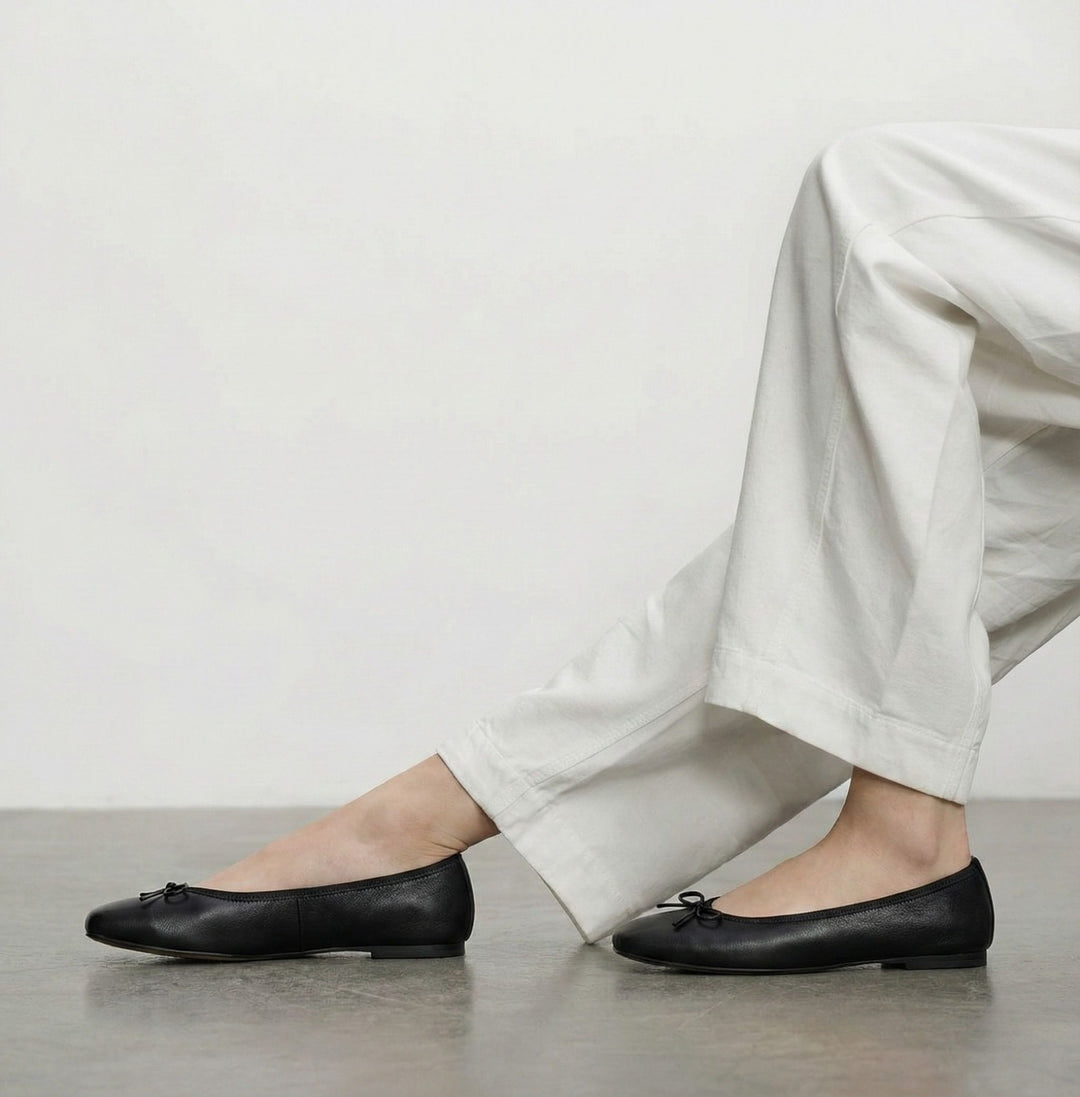 Pauline -Waterproof Smooth Black ウォータープルーフスムース