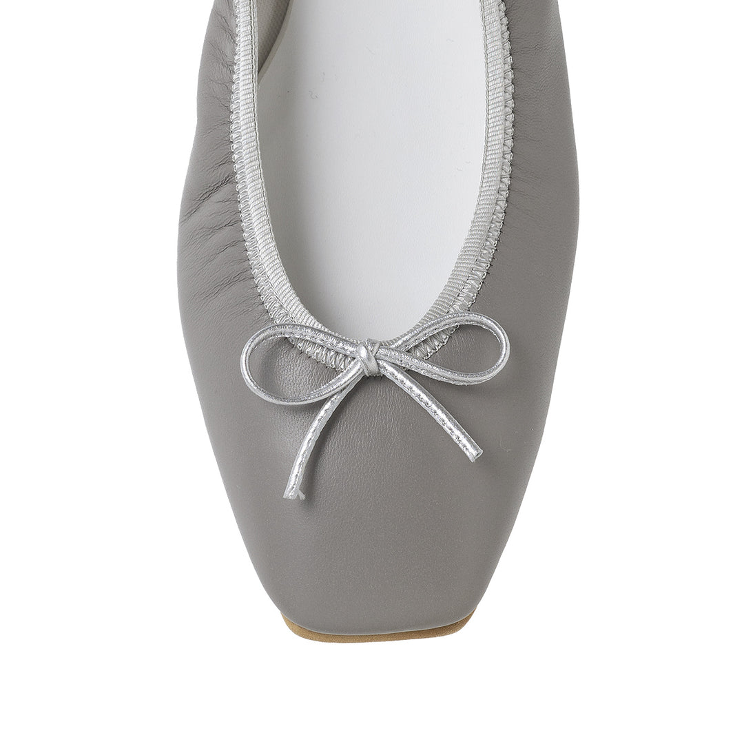 7/29-8/2期間限定】Giselle -Waterproof Smooth Light gray×foil