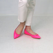 [On sale from 12:00 on Thursday, May 16th] Mathilde -Neon pink