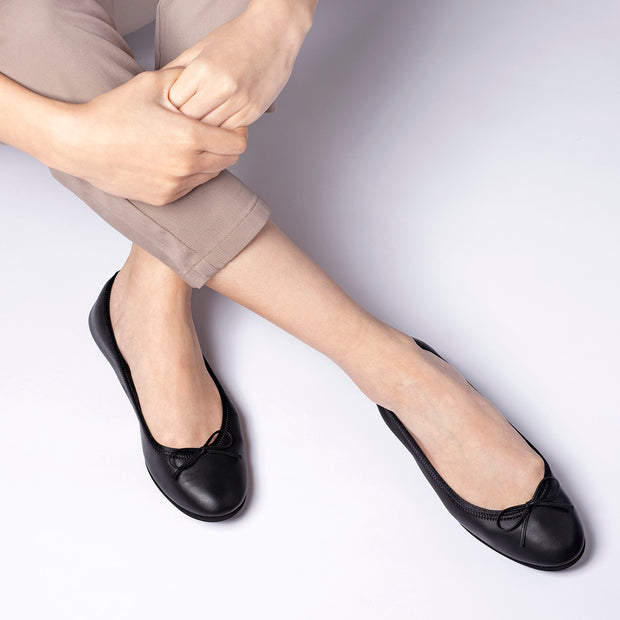 Pauline -Waterproof Smooth Black Waterproof Smooth Black – kurun TOKYO