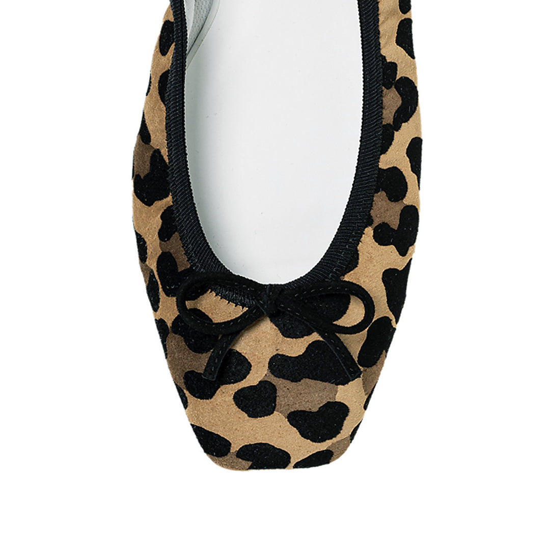 Giselle -Leopardprint Camel ビッグレオパードプリント キャメル
